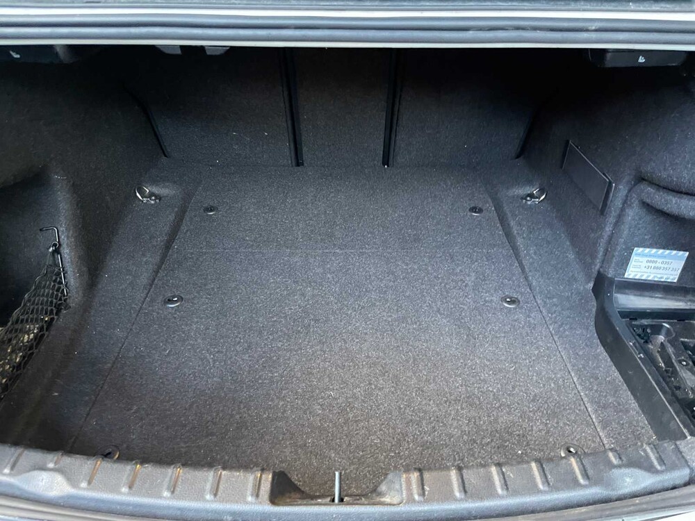 BMW 320i Essential 2.0 184pk 2015 3-Serie, HB-971-D