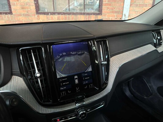 Volvo XC60 2.0 T8 TE AWD Momentum Pro 303hp 2019, S-201-TX