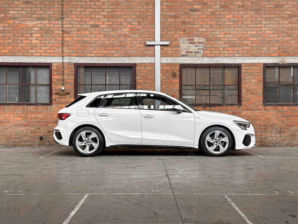 Audi A3 Sportback 30 TFSI S Edition S-Line 110pk 2021 (Origineel-NL), L-963-SJ