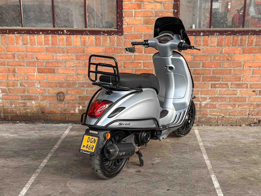 Vespa Sprint Primavera 4T 2016 (CUSTOM), DGN-46-R Scooter