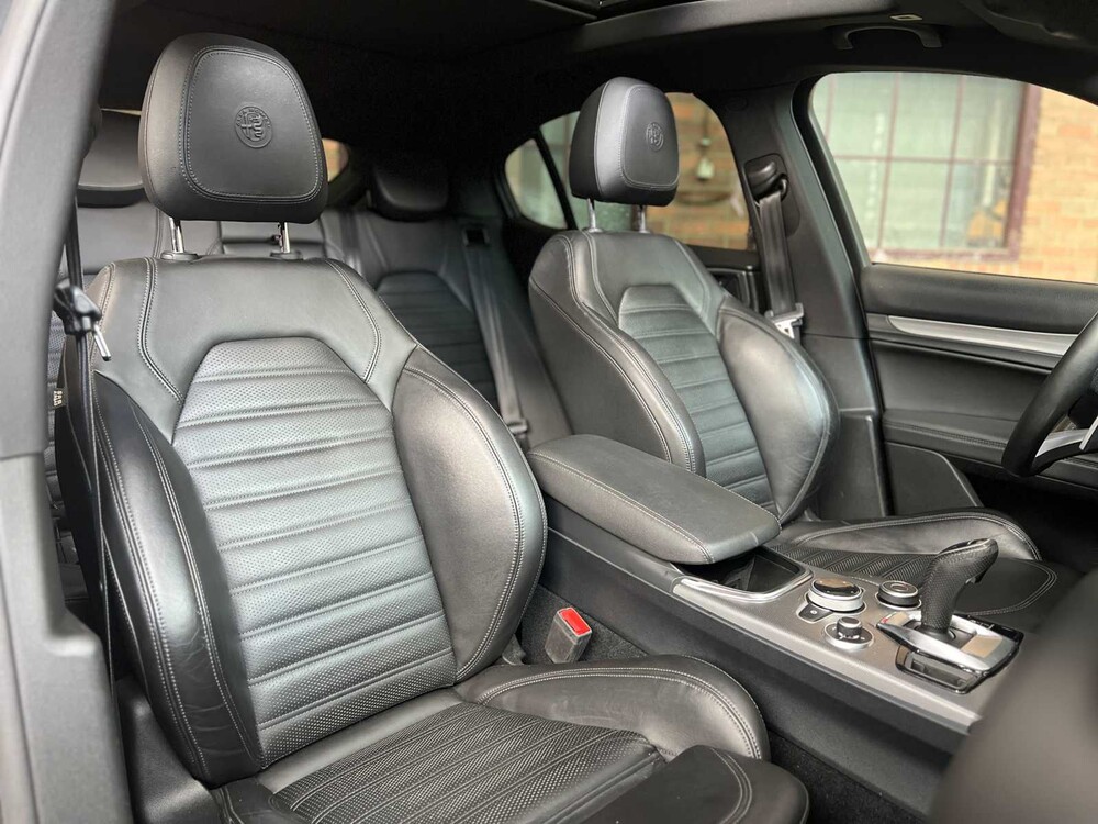 Alfa Romeo Stelvio 2.2 JTD AWD Veloce 209pk 2020, J-329-XH