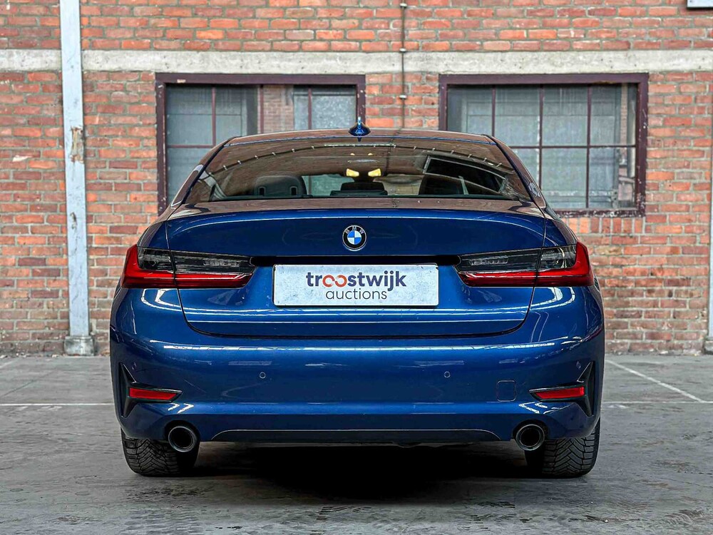 BMW 318i Business Edition 156pk 2021 3-serie, N-632-BP