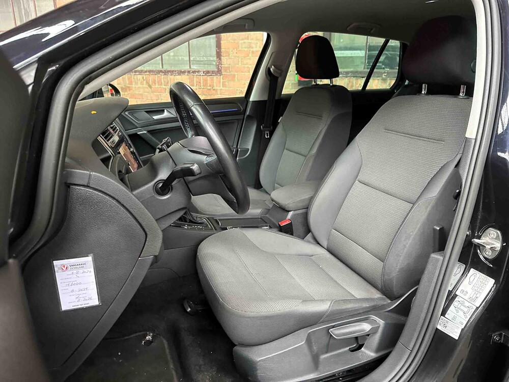 Volkswagen e-Golf 136pk 2019 (Origineel-NL), ZF-315-L