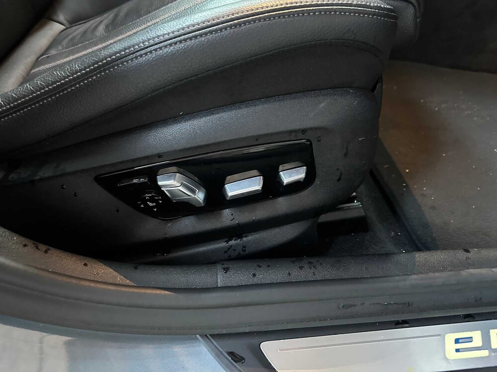 BMW 530e iPerformance High Executive 184PS 2018 5er, SH-236-P