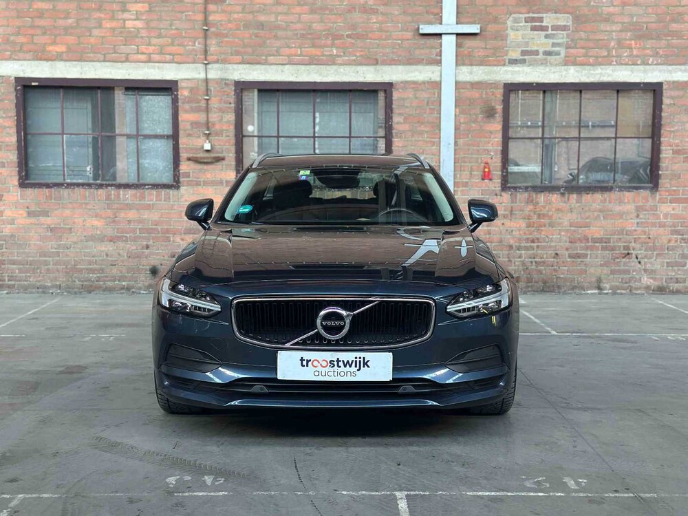 Volvo V90 2.0 T4 Momentum Pro 190PS 2019, XX-067-J