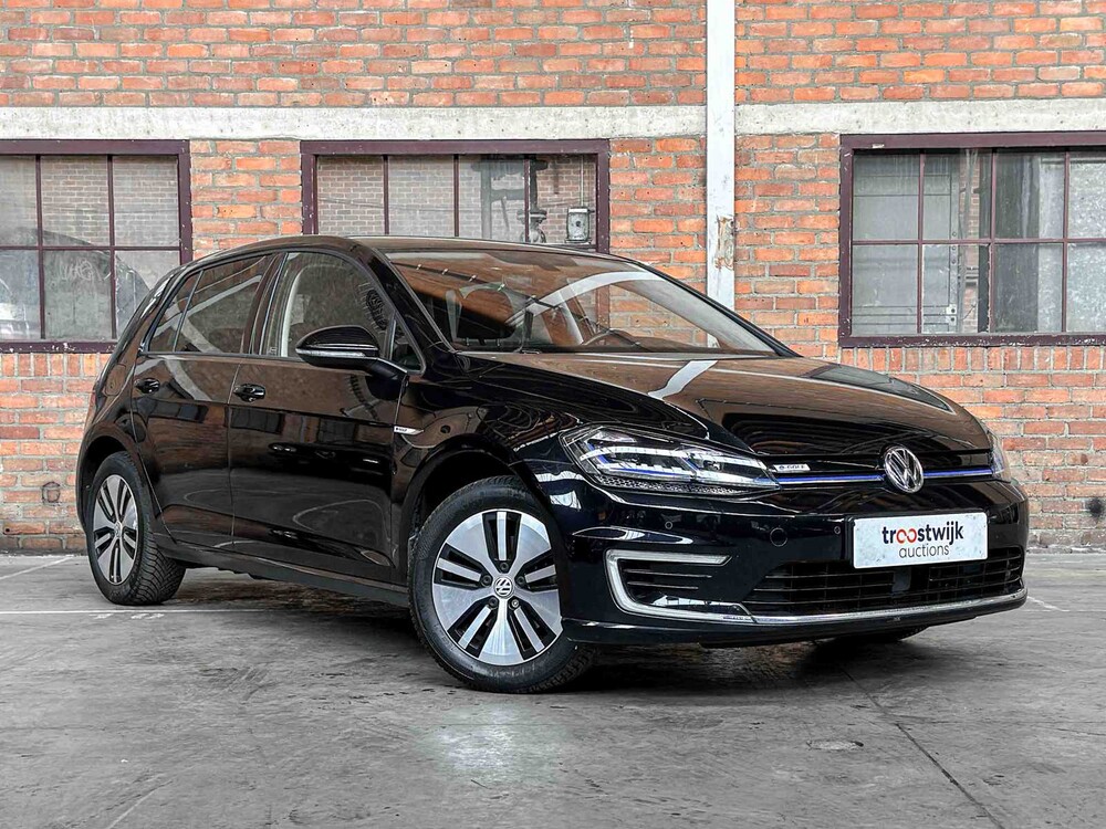 Volkswagen e-Golf 136PS 2019 (Original-NL), ZF-315-L
