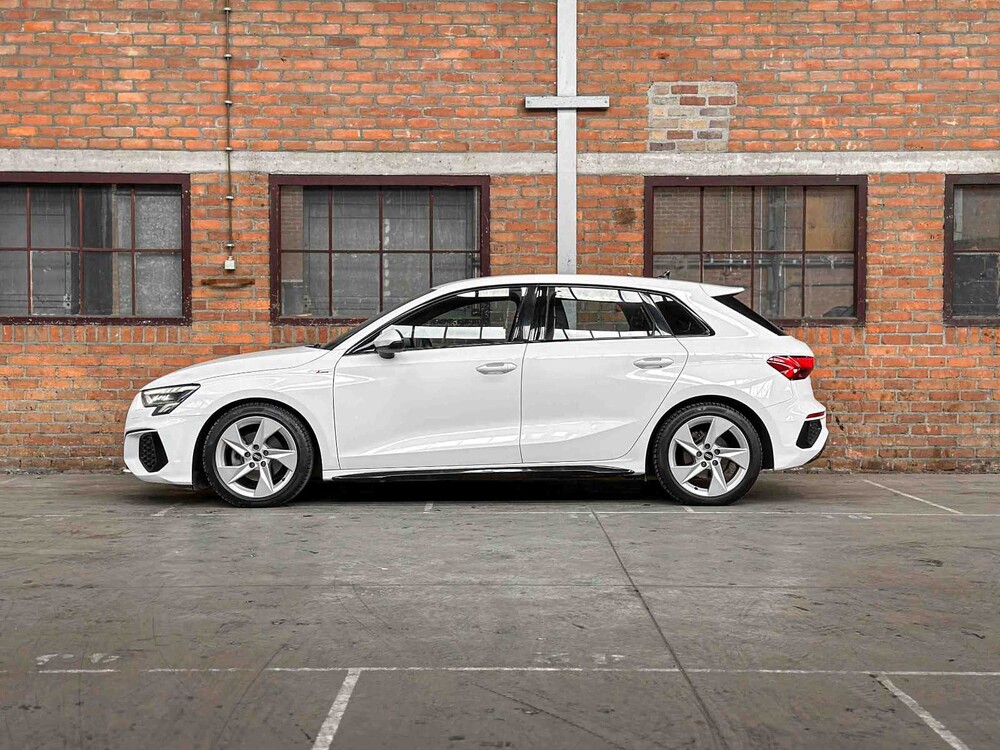 Audi A3 Sportback 30 TFSI S Edition S-Line 110PS 2021 (Original-NL), L-963-SJ
