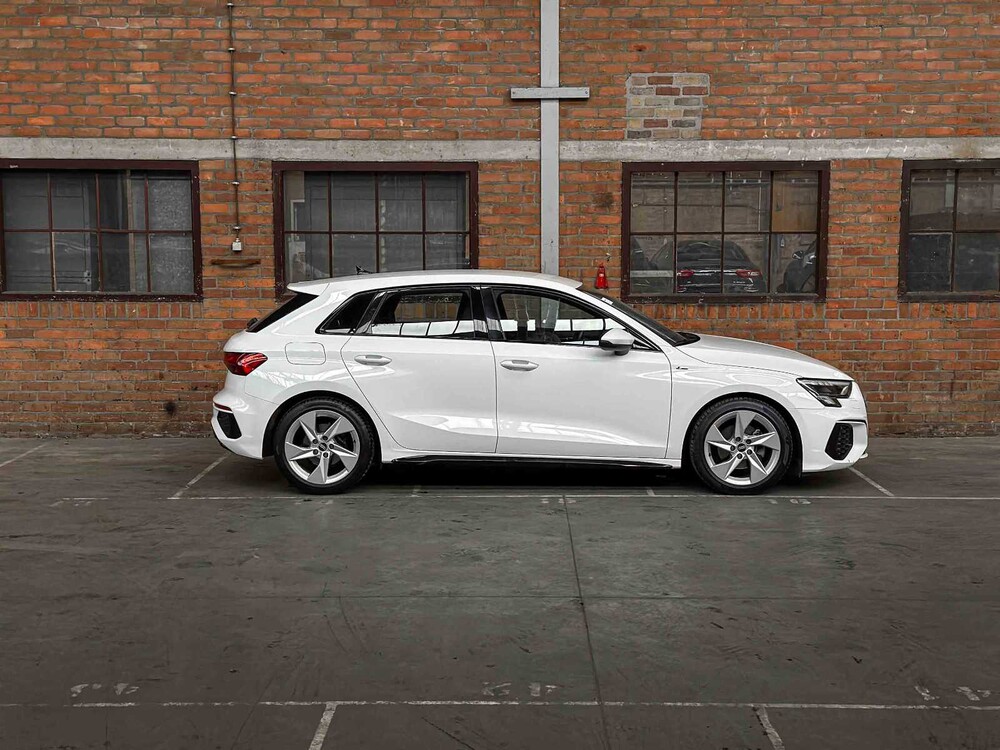 Audi A3 Sportback 30 TFSI S Edition S-Line 110PS 2021 (Original-NL), L-963-SJ
