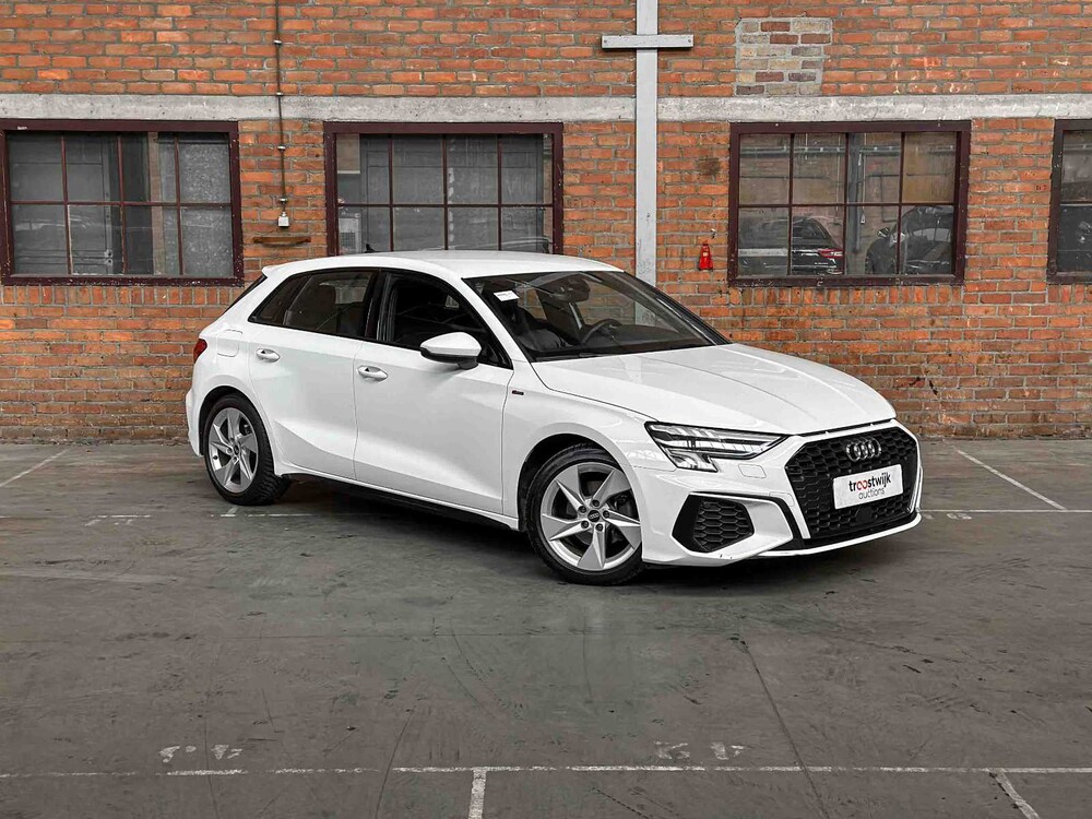 Audi A3 Sportback 30 TFSI S Edition S-Line 110PS 2021 (Original-NL), L-963-SJ