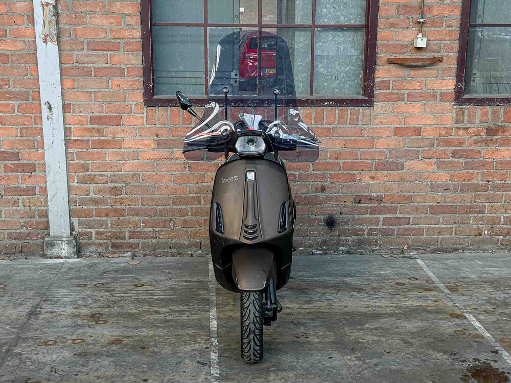 Vespa Sprint 4T Piaggio 2015, DBN-64-D Roller