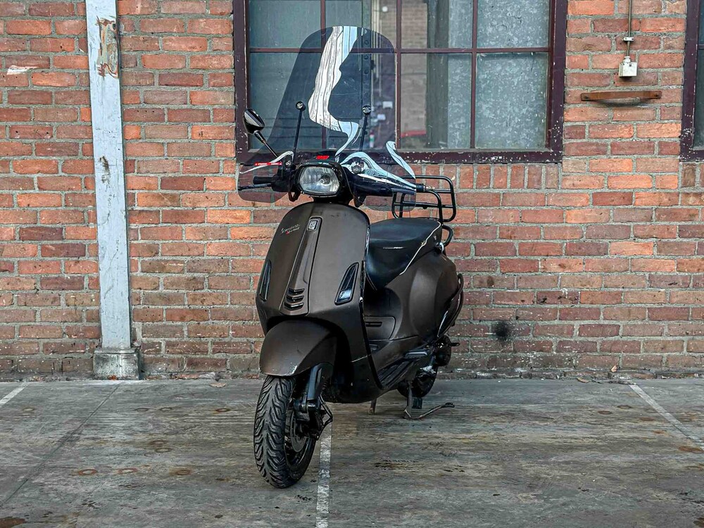 Vespa Sprint 4T Piaggio 2015, DBN-64-D Roller
