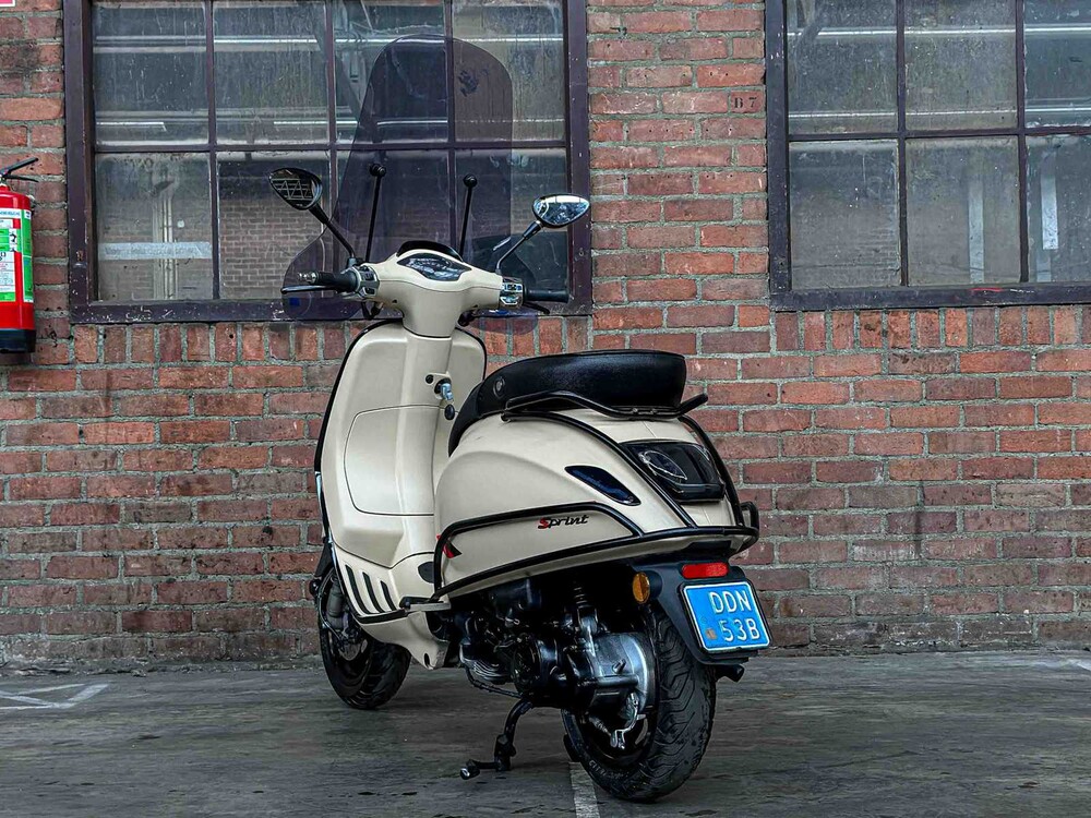 Vespa Sprint 4T Piaggio 2015, DDN-53-B Motorroller