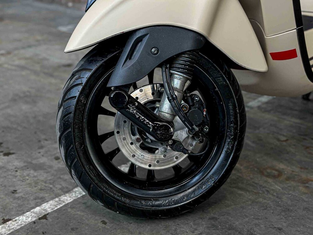 Vespa Sprint 4T Piaggio 2015, DDN-53-B Motorroller