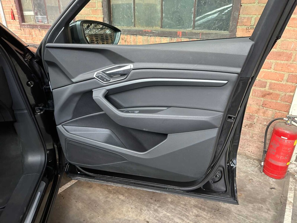 Audi e-tron 50 Quattro Launch Edition Plus 71 kWh 313hp 2019, G-440-XZ