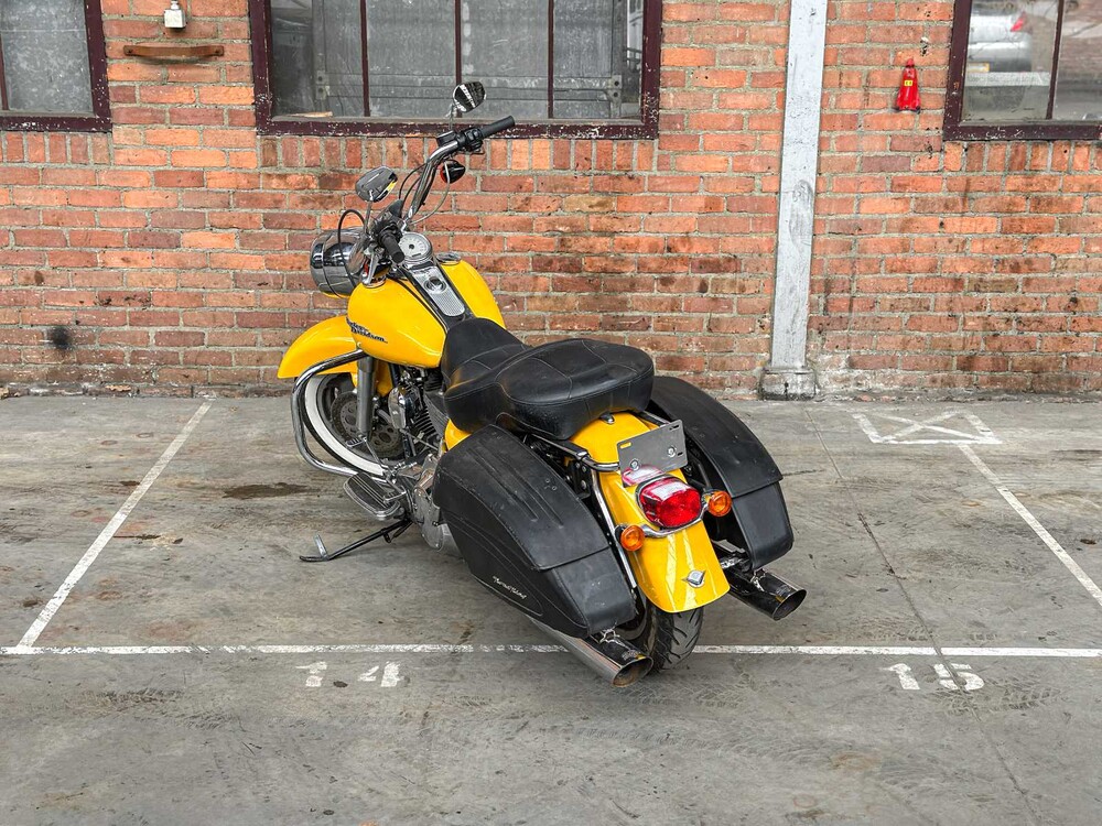 Harley-Davidson FLHRSI Road King Tour 1584cc 2006 Motorcycle Youngtimer