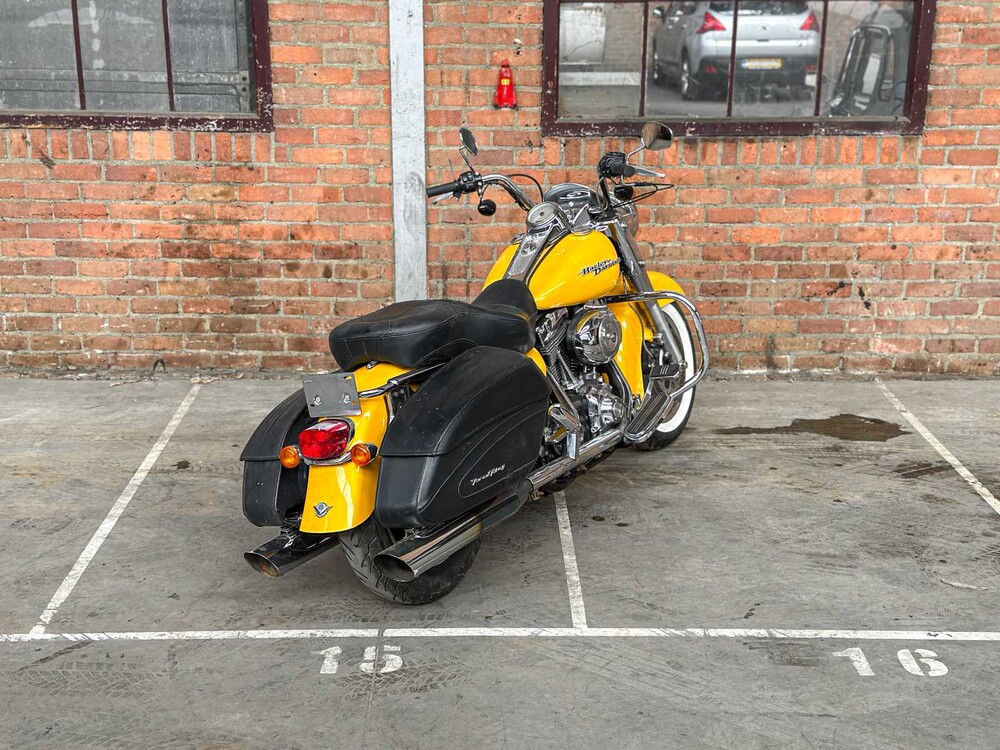 Harley-Davidson FLHRSI Road King Tour 1584cc 2006 Motorcycle Youngtimer