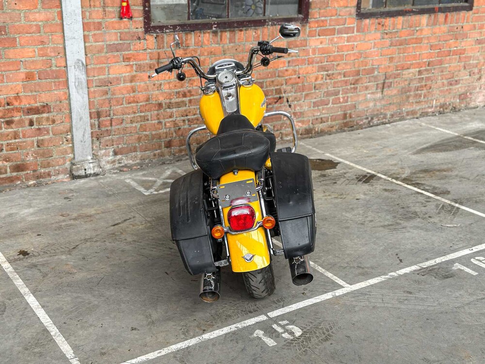Harley-Davidson FLHRSI Road King Tour 1584cc 2006 Motorcycle Youngtimer