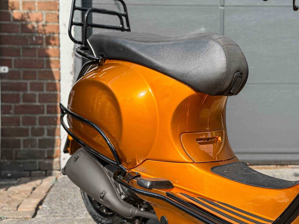 Vespa Sprint 4T (CUSTOM) 2014, F-512-XF Roller