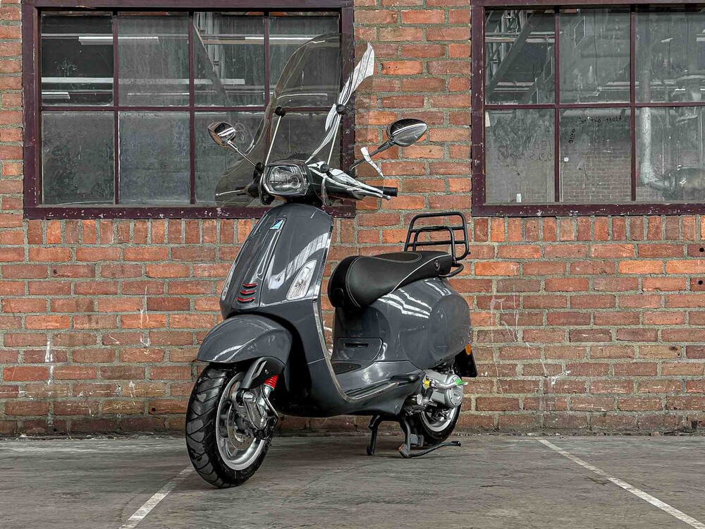 Vespa Sprint 4T 49cc 2014, F-768-VR Roller
