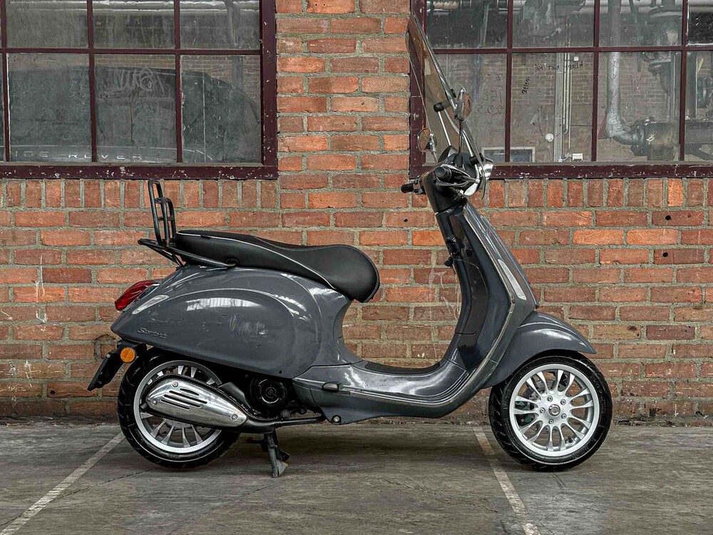 Vespa Sprint 4T 49cc 2014, F-768-VR Roller