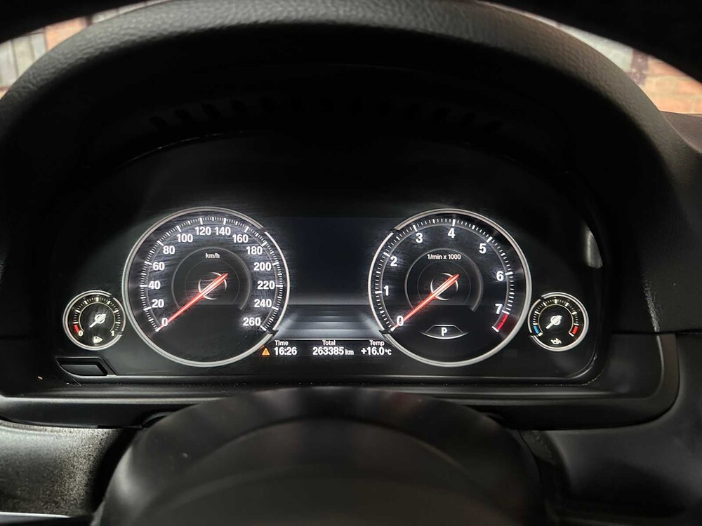 BMW 528i High Executive 245pk 2015, GK-521-L