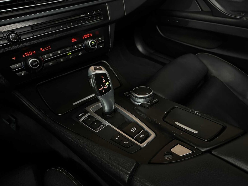 BMW 528i High Executive 245pk 2015, GK-521-L