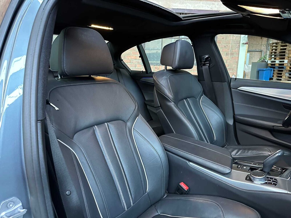 BMW 530e iPerformance High Executive 184pk 2018 5-serie, SH-236-P