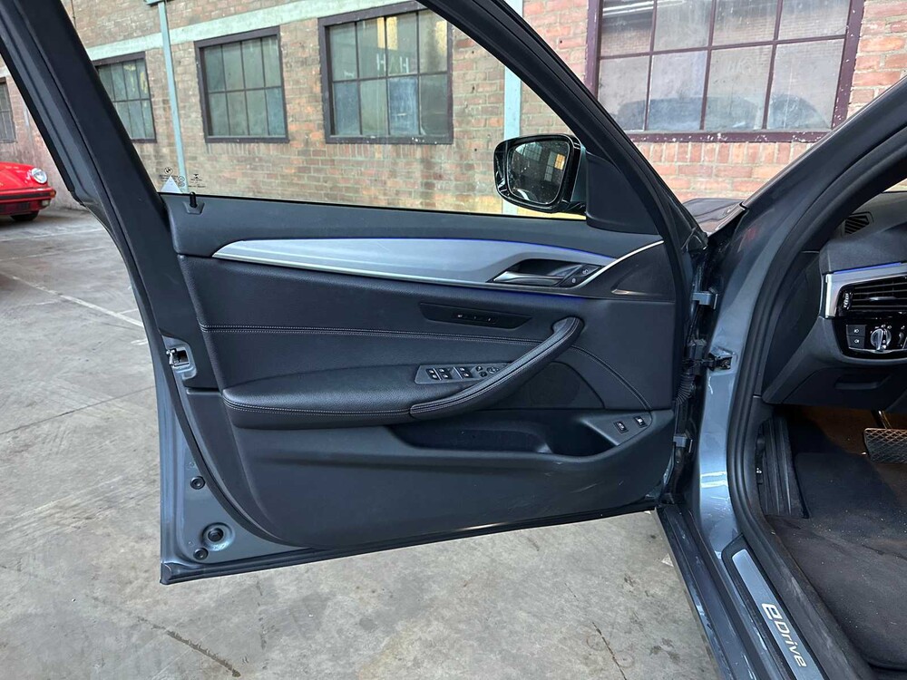 BMW 530e iPerformance High Executive 184pk 2018 5-serie, SH-236-P