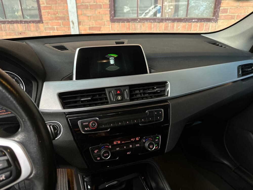 BMW X1 sDrive18i High Executive 136pk 2019, S-795-VZ