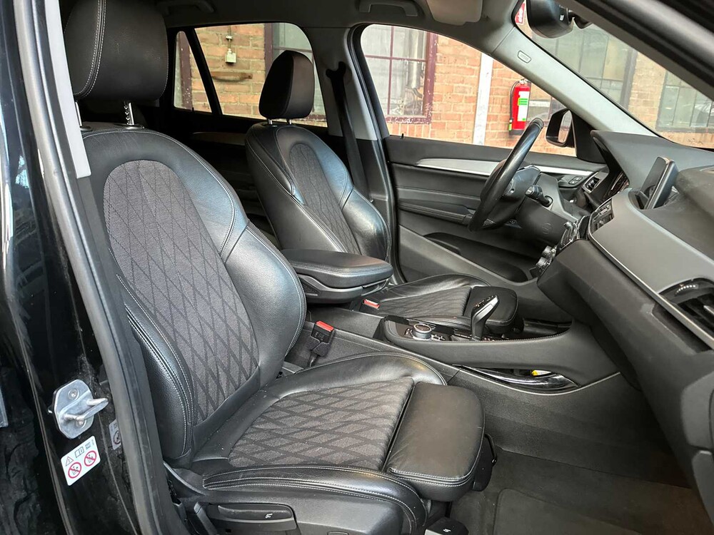 BMW X1 sDrive18i High Executive 136pk 2019, S-795-VZ