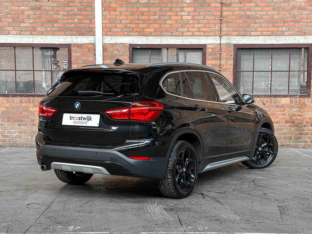 BMW X1 sDrive18i High Executive 136pk 2019, S-795-VZ