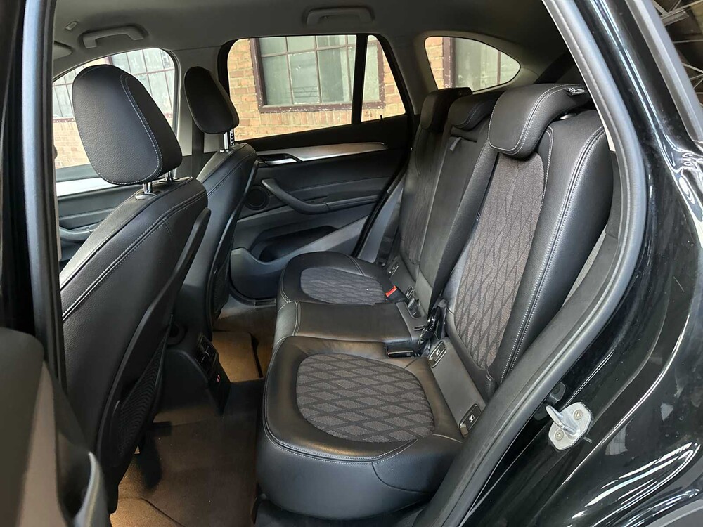 BMW X1 sDrive18i High Executive 136pk 2019, S-795-VZ