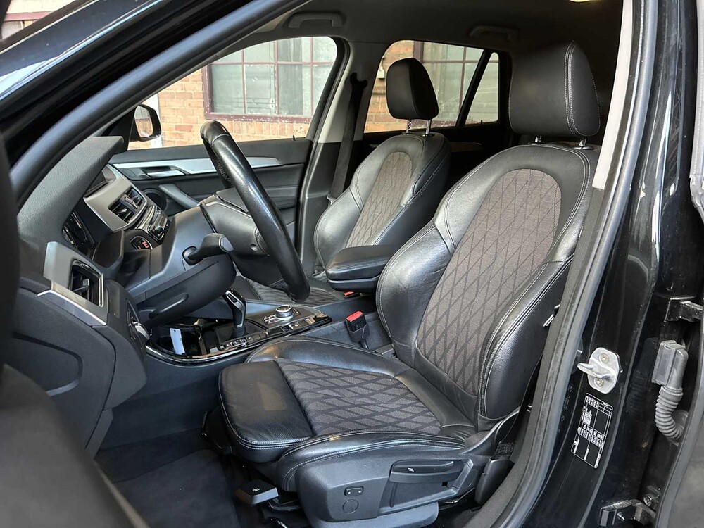 BMW X1 sDrive18i High Executive 136pk 2019, S-795-VZ