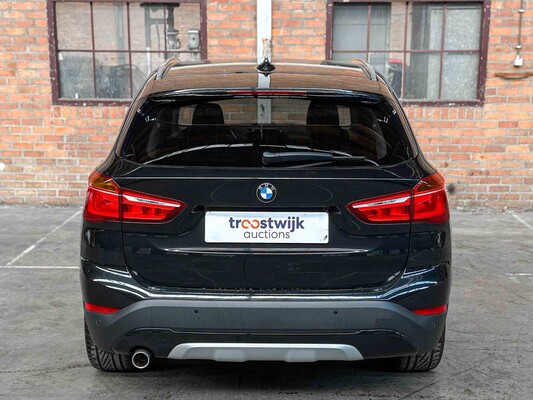 BMW X1 sDrive18i High Executive 136pk 2019, S-795-VZ