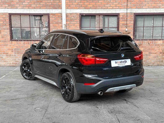 BMW X1 sDrive18i High Executive 136pk 2019, S-795-VZ
