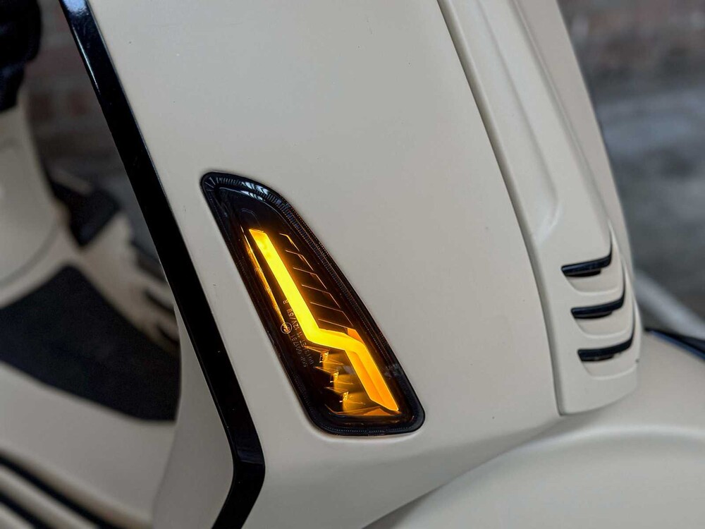 Vespa Sprint 4T Piaggio 2015, DDN-53-B Scooter