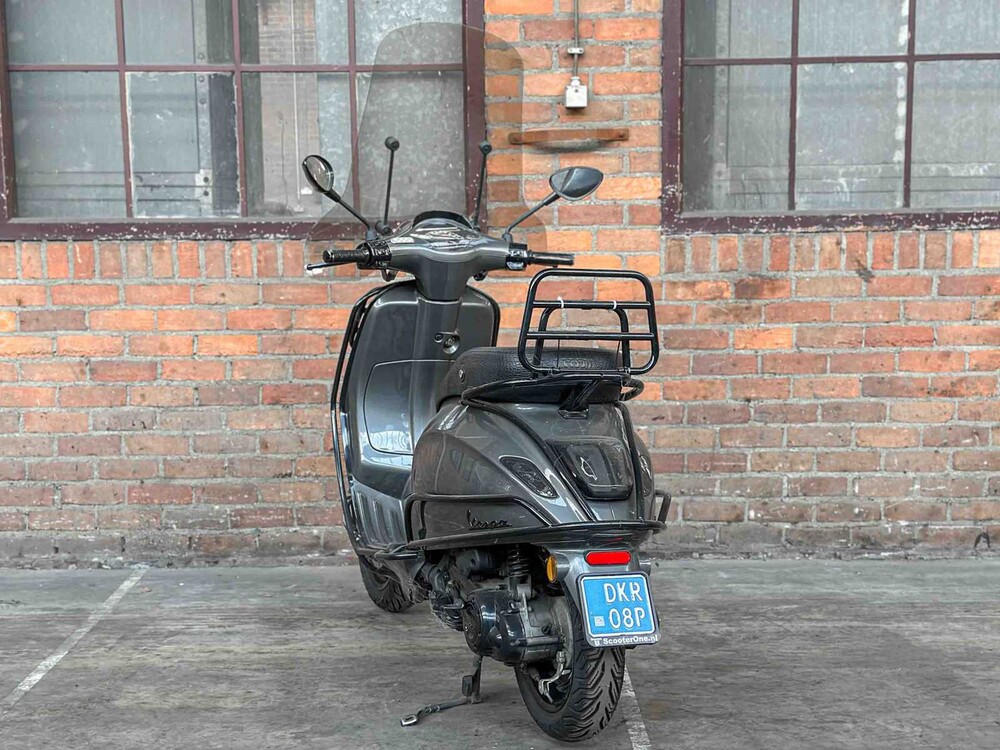 Vespa Sprint 4T -Special Edition- Piaggo 25km 2017, DKR-08-P