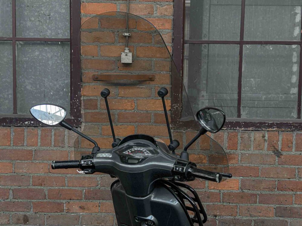 Vespa Sprint 4T -Special Edition- Piaggo 25km 2017, DKR-08-P