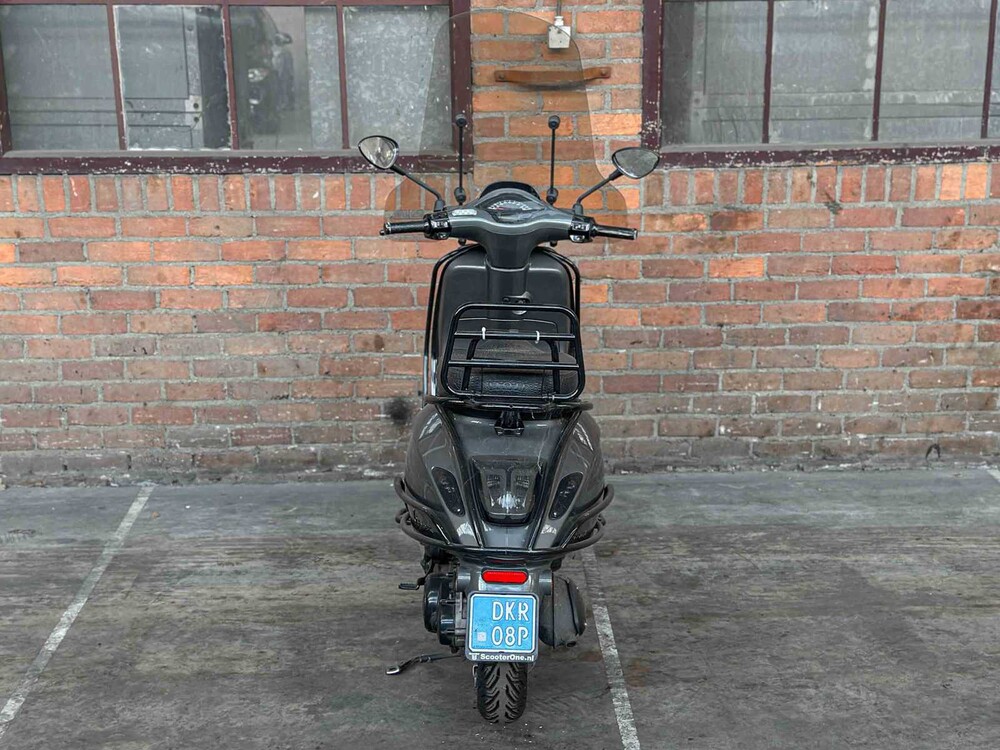 Vespa Sprint 4T -Special Edition- Piaggo 25km 2017, DKR-08-P