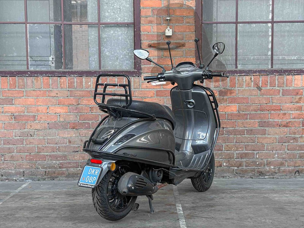Vespa Sprint 4T -Special Edition- Piaggo 25km 2017, DKR-08-P
