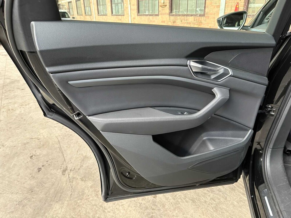 Audi e-tron 50 Quattro Launch Edition Plus 71 kWh 313pk 2019, G-440-XZ