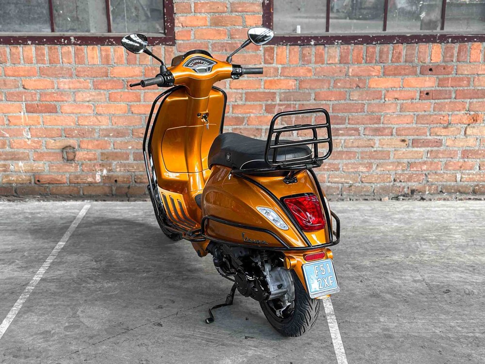 Vespa Sprint 4T (CUSTOM) 2014, F-512-XF Scooter