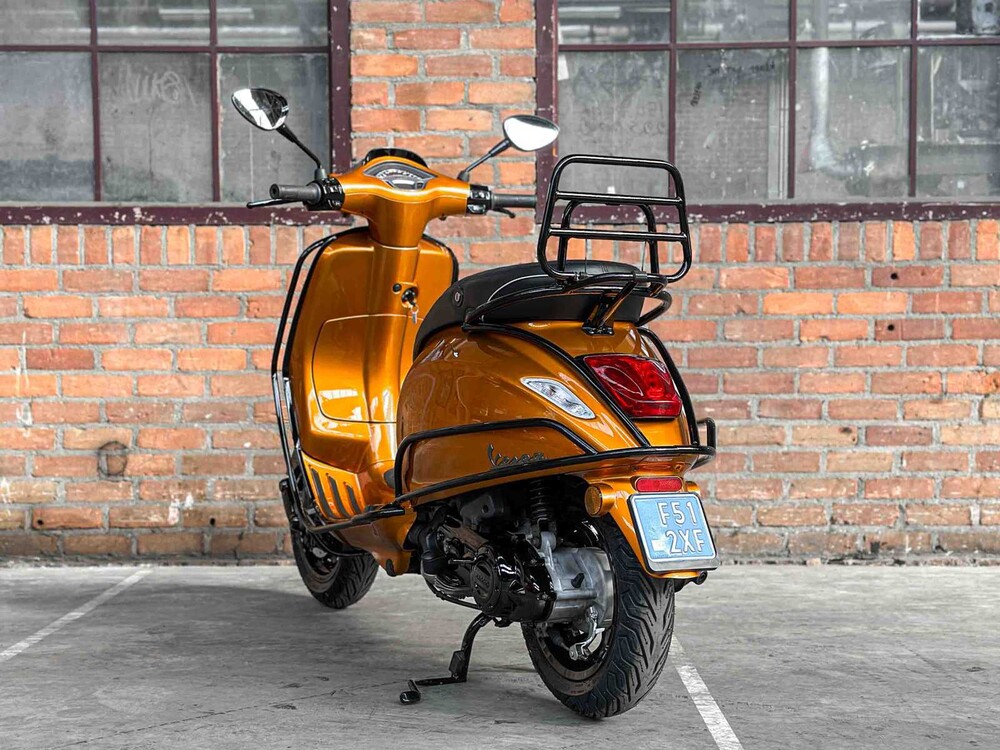 Vespa Sprint 4T (CUSTOM) 2014, F-512-XF Scooter