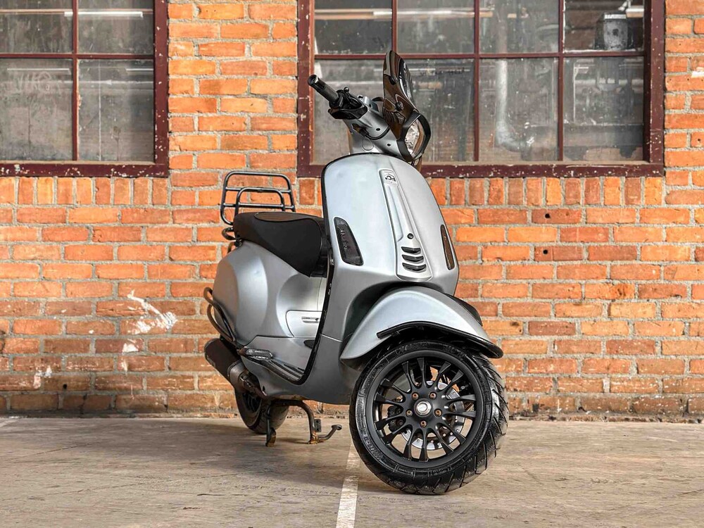 Vespa Sprint Primavera 4T 2016 (CUSTOM), DGN-46-R Scooter