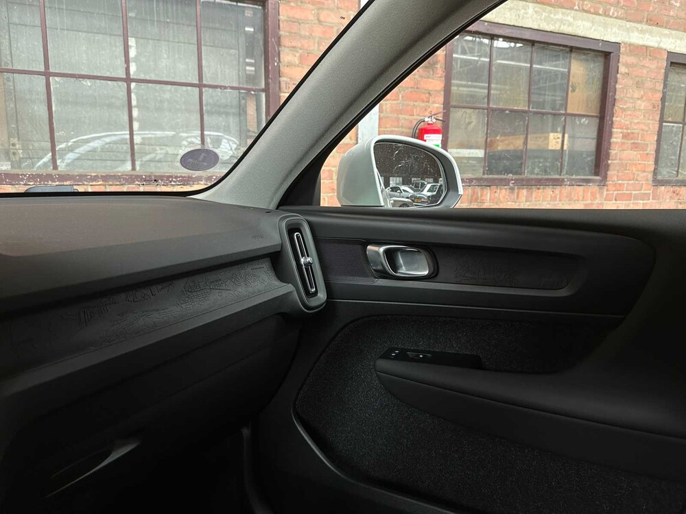 Volvo XC40 1.5 T2 Momentum Core 129hp 2020, K-978-DX