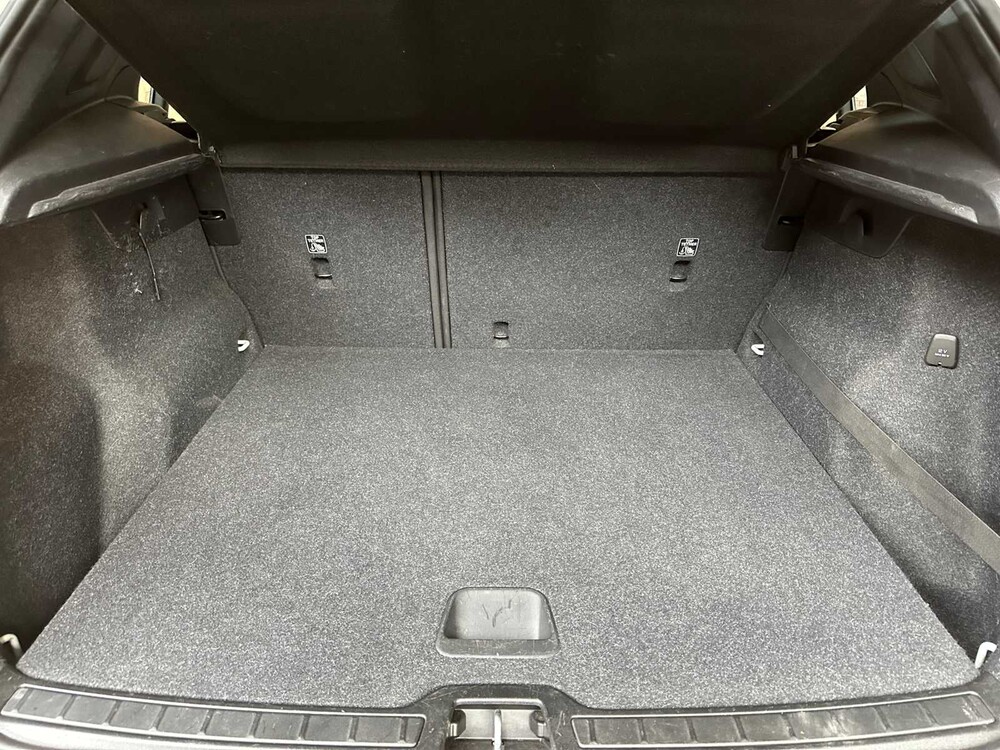 Volvo XC40 1.5 T2 Momentum Core 129hp 2020, K-978-DX