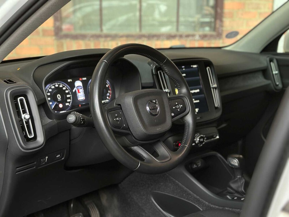 Volvo XC40 1.5 T2 Momentum Core 129hp 2020, K-978-DX