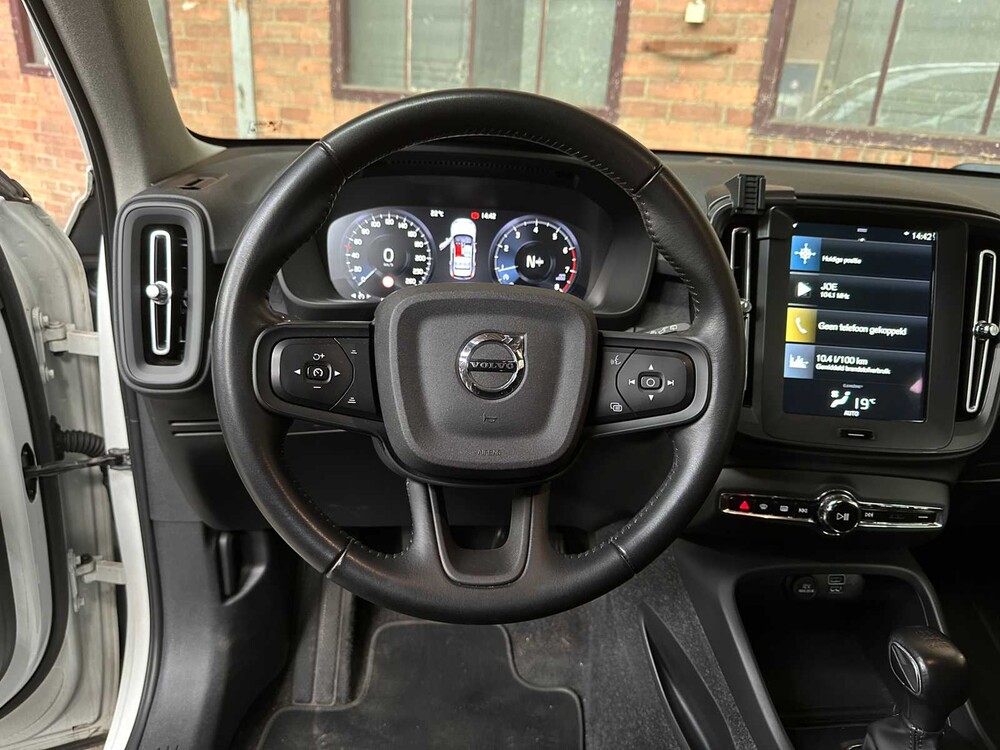 Volvo XC40 1.5 T2 Momentum Core 129hp 2020, K-978-DX