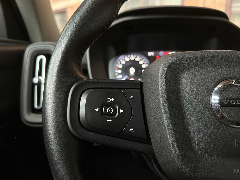 Volvo XC40 1.5 T2 Momentum Core 129hp 2020, K-978-DX