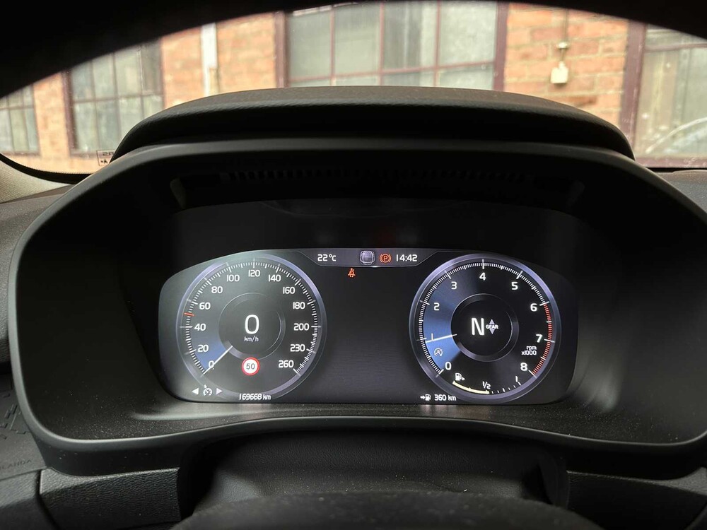 Volvo XC40 1.5 T2 Momentum Core 129hp 2020, K-978-DX